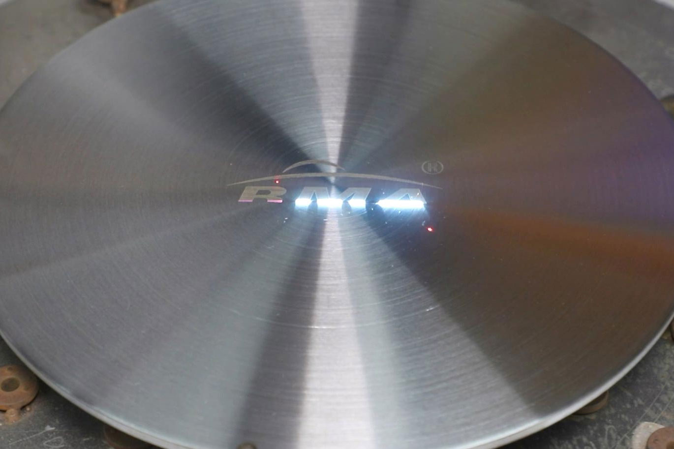 How to Customize Your Brand Logo on Stainless Steel Products ?缩略图 How to Customize Your Brand Logo on Stainless Steel Products ?缩略图
